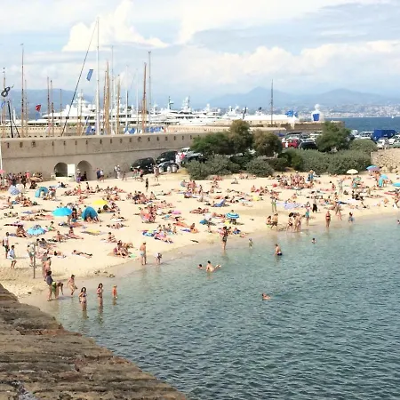 17 Rue Du Docteur Rostan * Antibes